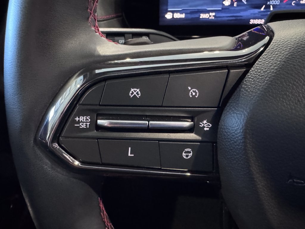 Certified 2025 Chevrolet Traverse RS AWD/4WD image 17