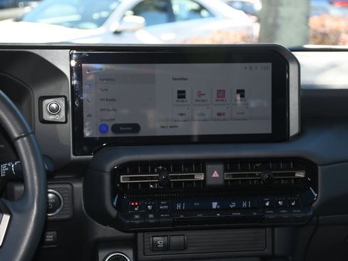 Used 2024 Toyota Land Cruiser 4DR 4WD image 18