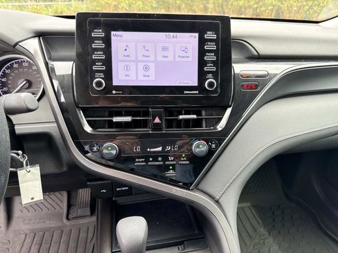 Used 2023 Toyota Camry LE FWD image 22