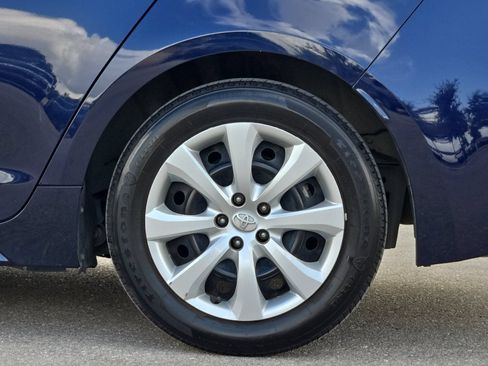 Certified 2025 Toyota Corolla LE FWD image 22