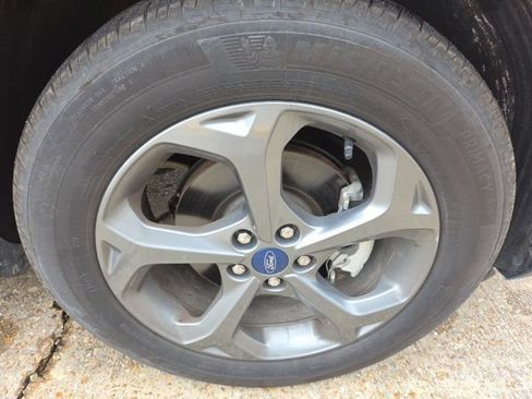 Used 2025 Ford Escape ST-Line FWD image 11