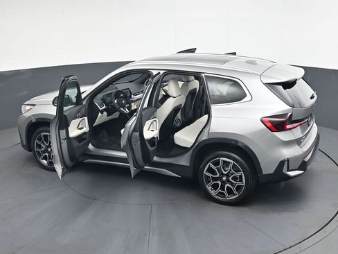 Used 2026 BMW X1 xDrive28i w/ Technology Package AWD/4WD image 42