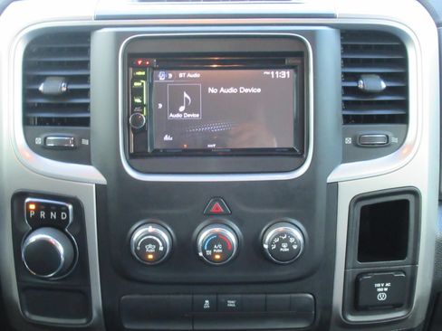 Used 2016 RAM 1500 Big Horn RWD image 17