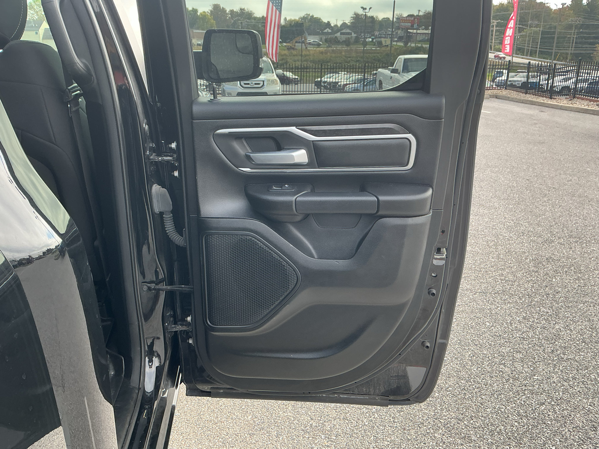 Used 2022 RAM 1500 Big Horn w/ Night Edition AWD/4WD image 21