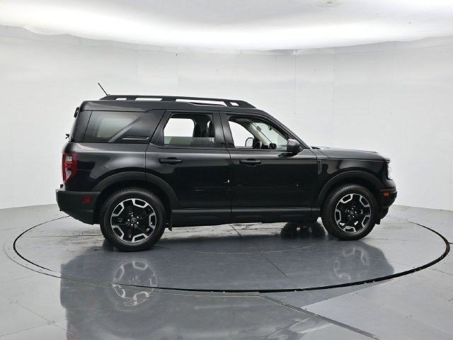 Certified 2023 Ford Bronco Sport Outer Banks w/ Tech Package AWD/4WD image 2
