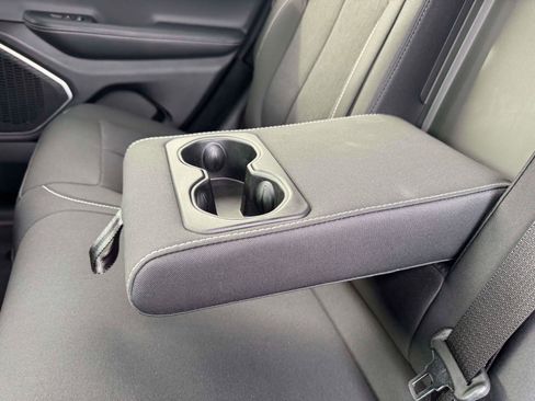 Used 2023 Jeep Grand Cherokee Laredo w/ Luxury Tech Group I image 12