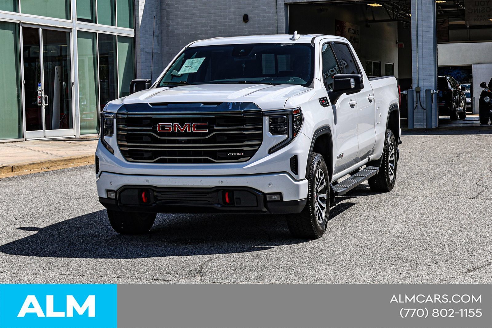 Used 2023 GMC Sierra 1500 AT4 w/ AT4 Preferred Package AWD/4WD image 3