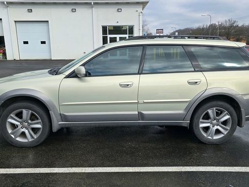 Used 2005 Subaru Outback 3.0R L.L. Bean image 2