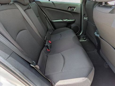 Certified 2022 Toyota Prius LE FWD image 19