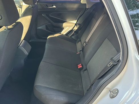 Used 2019 Volkswagen Jetta FWD image 16