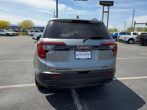 Used 2023 GMC Acadia SLT w/ Elevation Edition AWD/4WD image 7