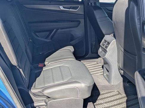 Used 2024 Volkswagen Atlas Cross Sport SEL R-Line image 20