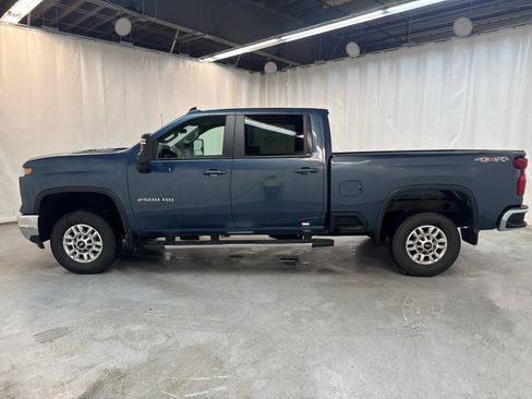 Certified 2025 Chevrolet Silverado 2500 LT w/ Convenience Package image 2