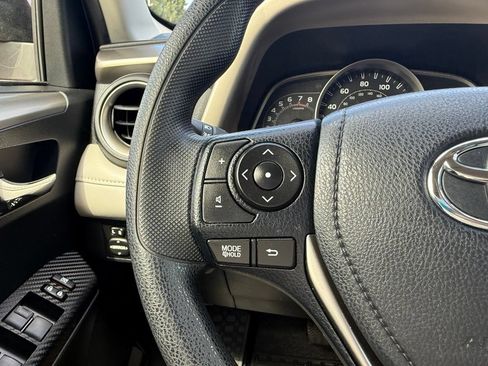 Used 2015 Toyota RAV4 XLE AWD/4WD image 21