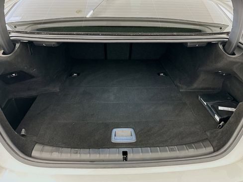 Used 2019 BMW 530e xDrive w/ Premium Package image 31