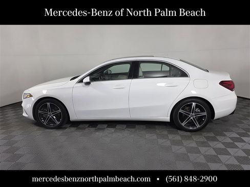 Used 2019 Mercedes-Benz A 220 image 3