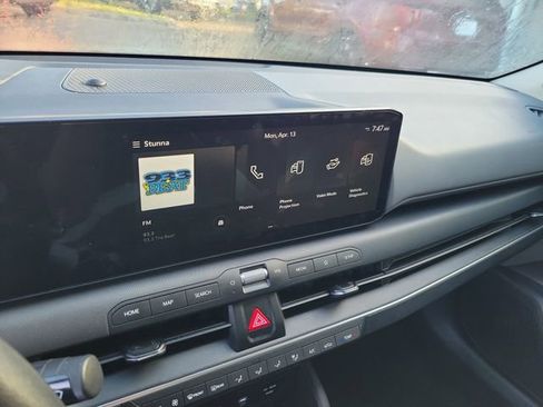 Used 2025 Kia K4 LXS image 19