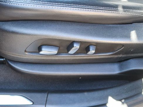 Used 2022 Cadillac XT5 Premium Luxury image 28