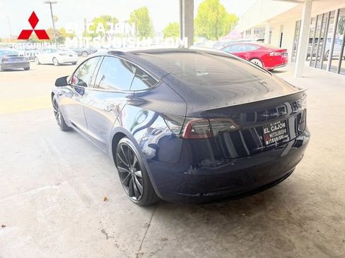 Used 2018 Tesla Model 3 Long Range AWD/4WD image 5