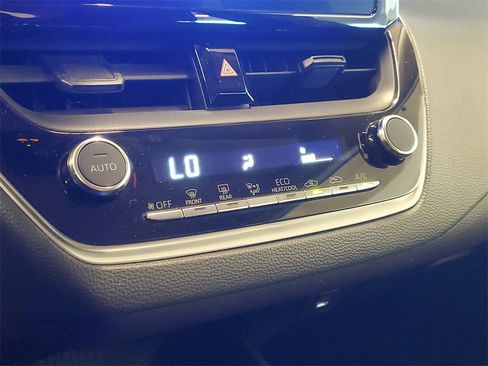 Certified 2023 Toyota Corolla LE image 27