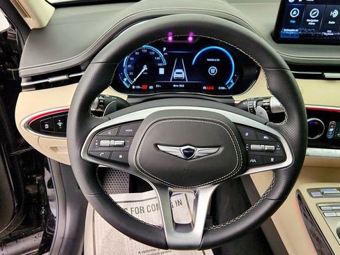 Used 2025 Genesis GV70 3.5T Sport w/ Sport Prestige Package AWD/4WD image 14