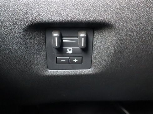 Used 2014 Chevrolet Silverado 2500 LTZ w/ LTZ Plus Package image 12