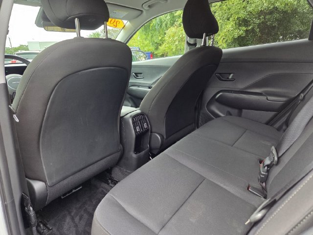 Used 2025 Hyundai Kona SEL AWD/4WD image 9