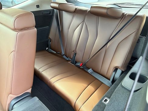 Used 2023 Acura MDX Advance image 36