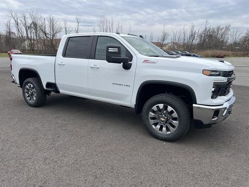 New 2026 Chevrolet Silverado 2500 LT w/ All Star Edition image 8