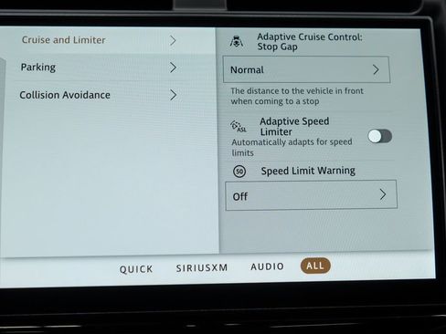 Used 2023 Land Rover Discovery S R-Dynamic image 35