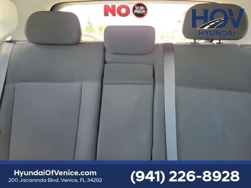 Certified 2024 Hyundai Kona SEL FWD image 32