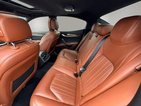 Used 2017 Maserati Ghibli S RWD image 14
