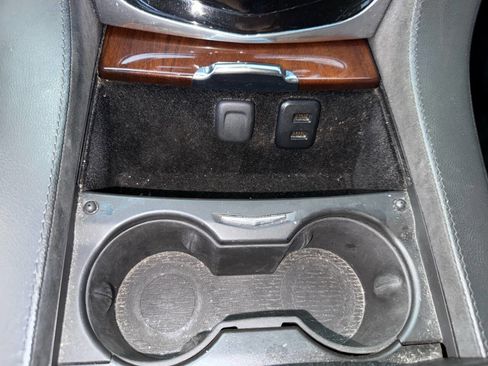 Used 2016 Cadillac Escalade Premium image 35