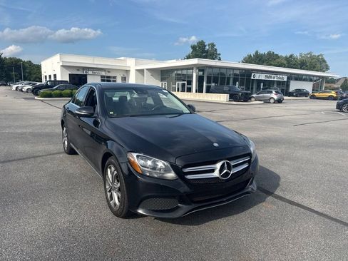 Used 2016 Mercedes-Benz C 300 4MATIC Sedan image 1