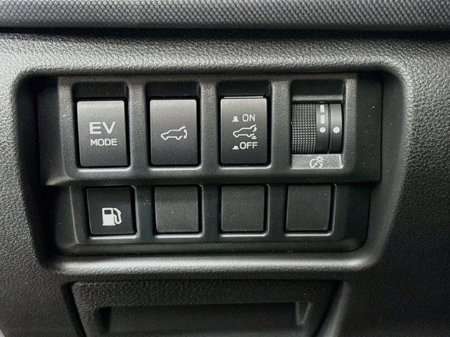 New 2026 Subaru Forester Touring AWD/4WD image 10