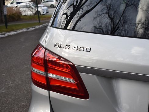 Used 2019 Mercedes-Benz GLS 450 4MATIC w/ Premium 1 Package image 38