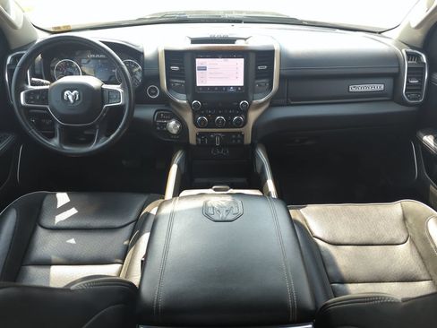 Used 2022 RAM 1500 Laramie AWD/4WD image 14