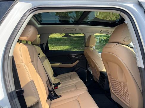 Used 2025 Audi Q7 3.0T Premium image 10