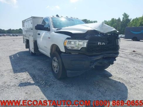 Used 2022 RAM 3500 Tradesman w/ Safety Group image 2