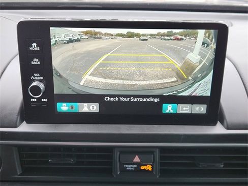 Used 2023 Honda Pilot Elite image 13