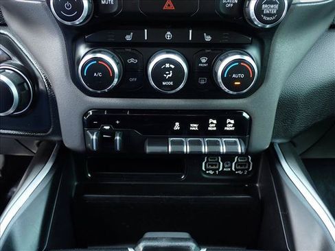 Used 2022 RAM 1500 Big Horn AWD/4WD image 17