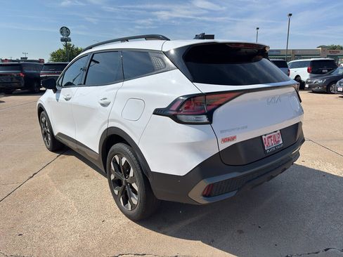 Used 2023 Kia Sportage X-Line AWD/4WD image 11