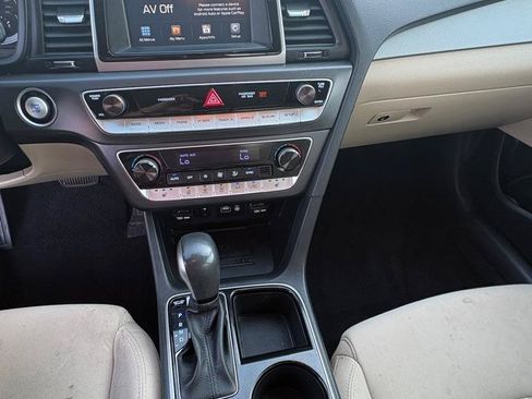 Used 2019 Hyundai Sonata SEL FWD image 10