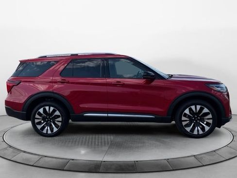 Used 2025 Ford Explorer Platinum w/ LUX Leather Package AWD/4WD image 2