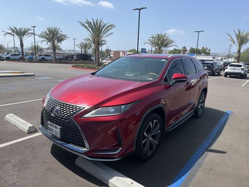 Used 2020 Lexus RX 450hL AWD w/ Premium Package image 2