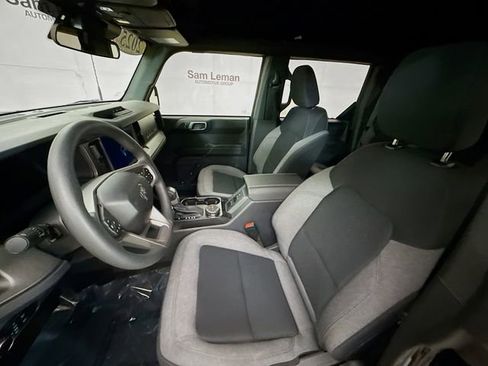 Used 2025 Ford Bronco 4-Door AWD/4WD image 19