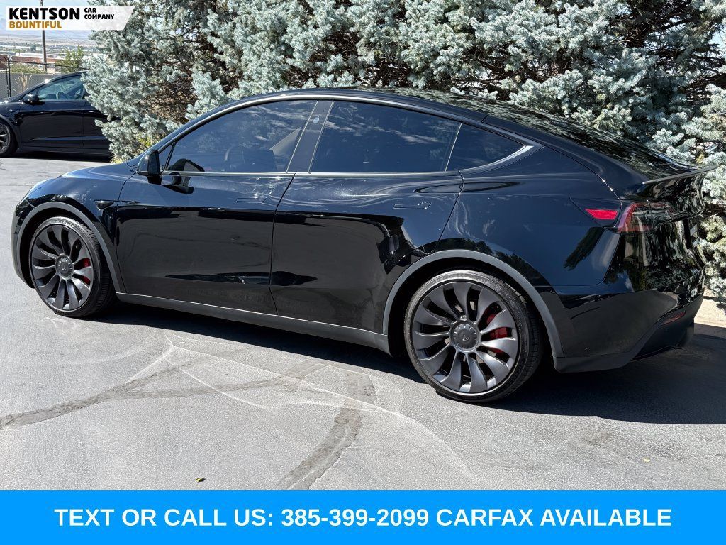 Used 2024 Tesla Model Y Performance AWD/4WD image 5