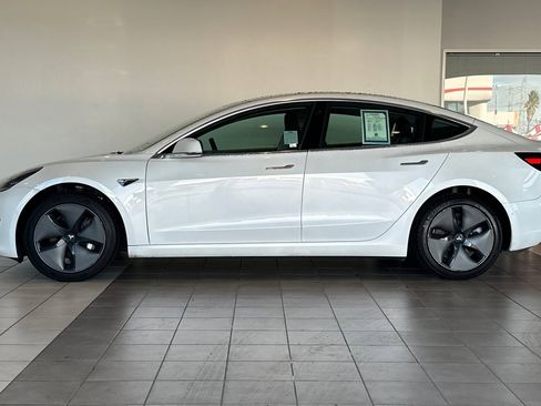 Used 2020 Tesla Model 3 Standard Range Plus image 7