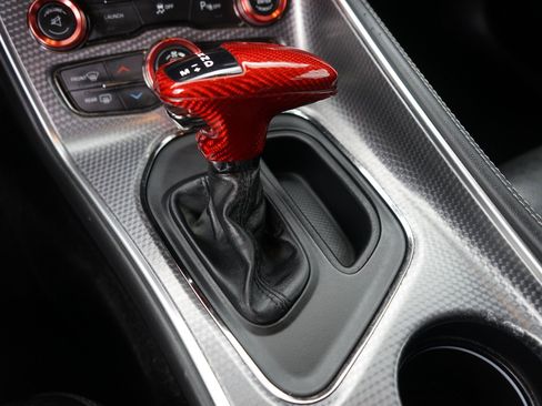 Used 2016 Dodge Challenger SRT Hellcat image 19