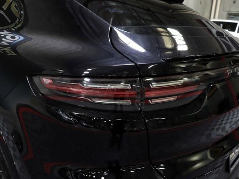 Used 2021 Porsche Cayenne S AWD/4WD image 5